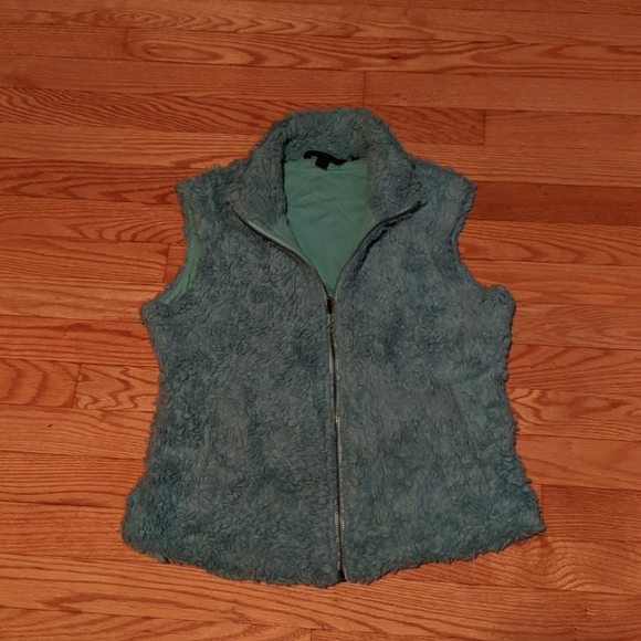 DONATING SOON Fuzzy Blue Boden Vest